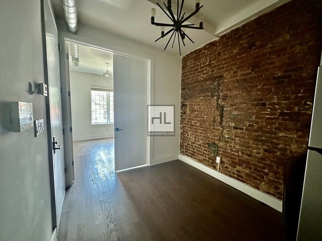 Building Photo - GRANITE STREET