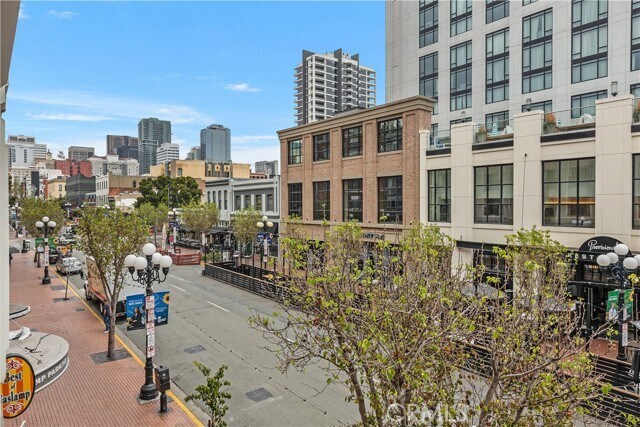Building Photo - 450 J St