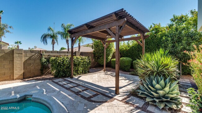 Building Photo - 3625 E Rosemonte Dr