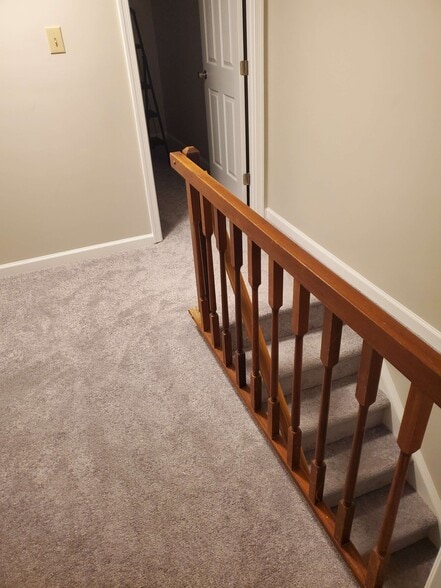 Building Photo - 5993 Rowanberry Dr