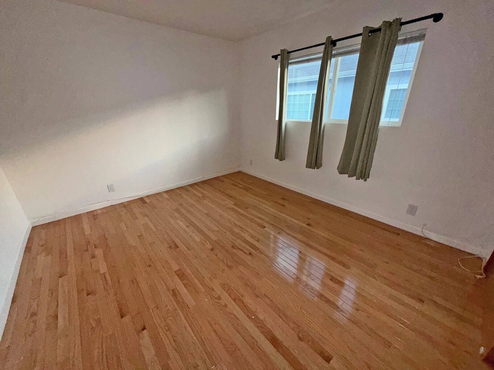 Building Photo - 1931 S Shenandoah St