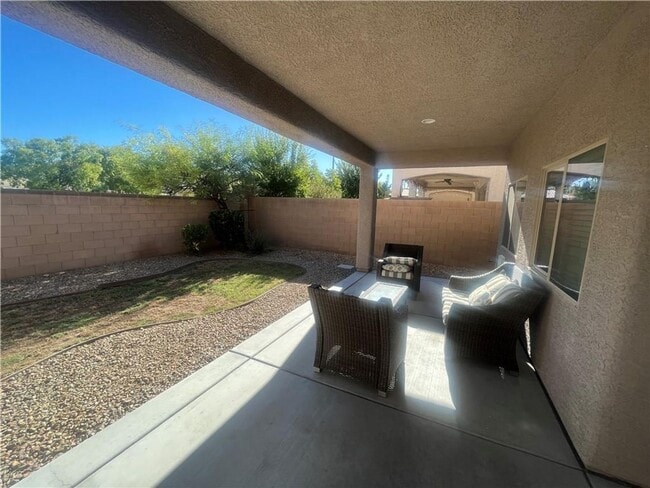 Building Photo - Move in Ready 2 Story 3 bedroom home SW