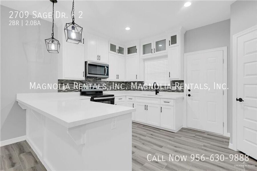 Building Photo - 2709 Sage Dr