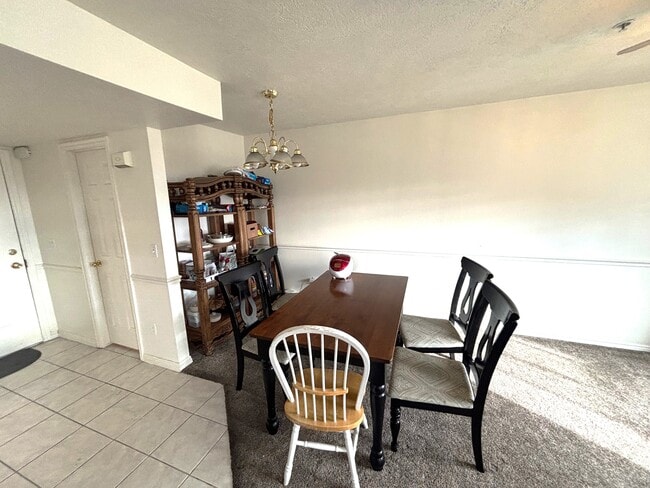 Building Photo - 112 W 1230 N