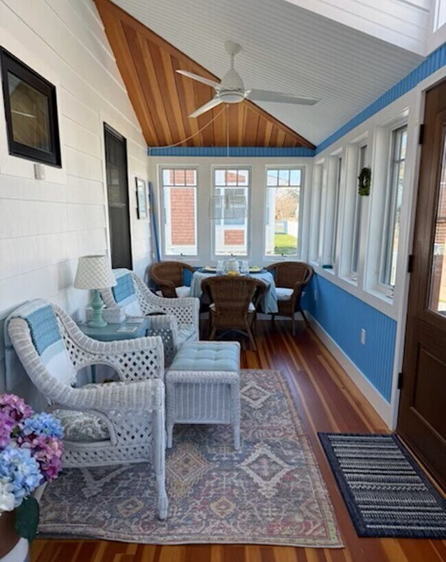 Building Photo - 94 Lee Way