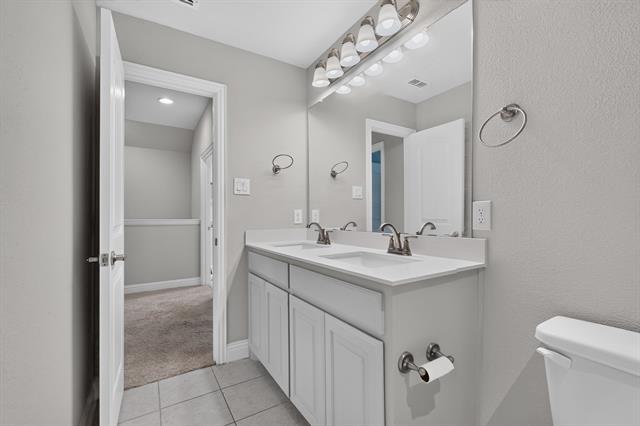 Building Photo - 7617 Regal Ln
