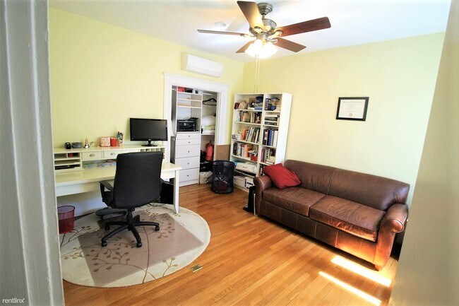 Building Photo - 54 Dwight St