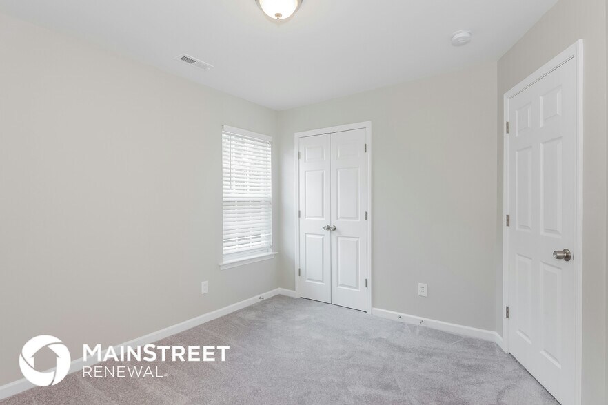 Building Photo - 133 Dovetail Dr