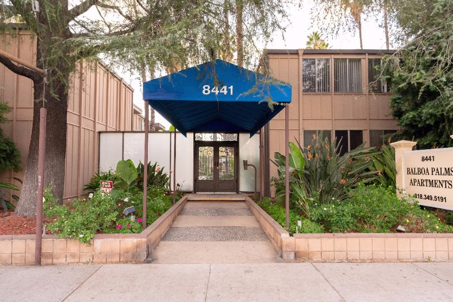 Front Building - Balboa Palms Apartments