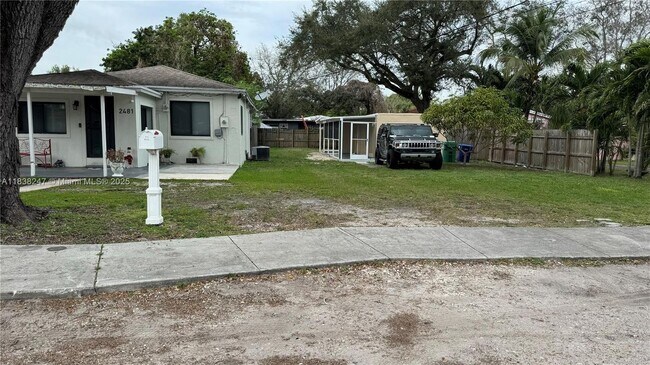 Primary Photo - 2481 NW 97th St