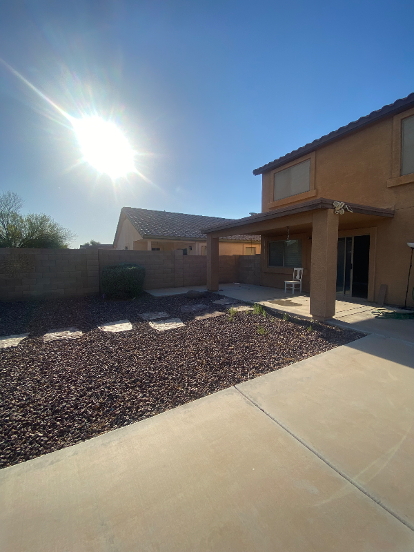 Building Photo - 40385 W Thornberry Ln