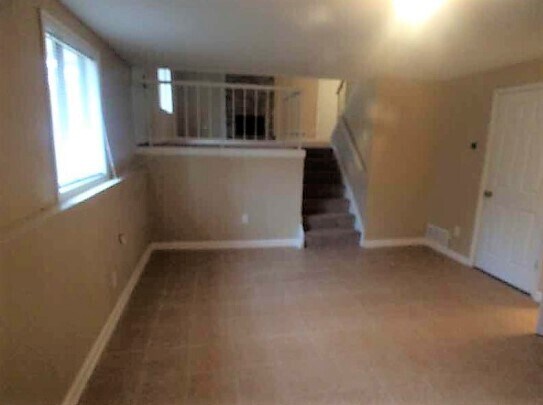 Building Photo - 2990 Forestside Ln