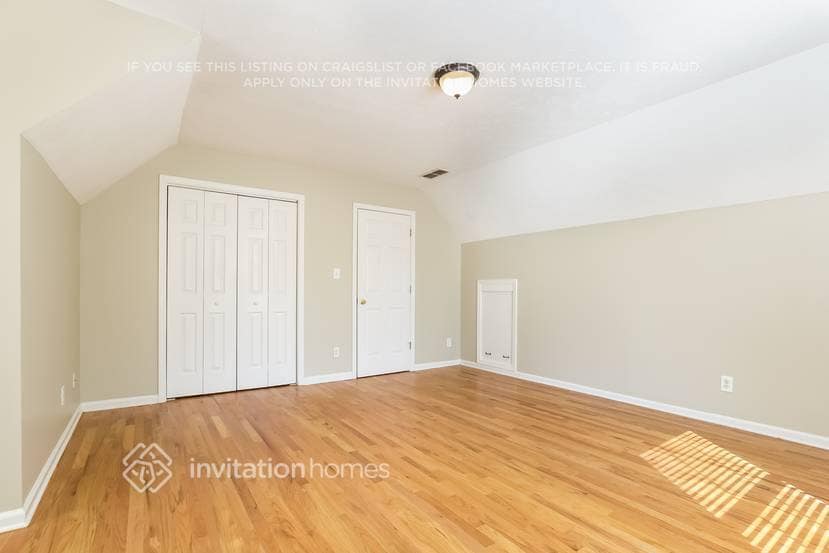 Building Photo - 4420 Elmhurst Ln