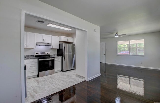 Building Photo - 323 Nebling Rd
