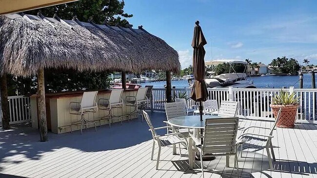 Building Photo - 100 Pelican Pointe Dr