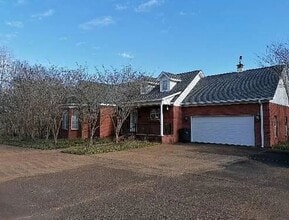 Building Photo - 52 Co Rd 296