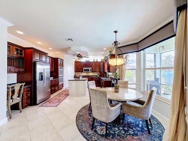 Building Photo - 11251 SW Springtree Terrace