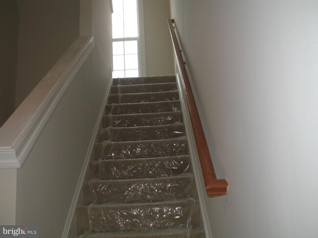 Building Photo - 42784 Lauder Terrace