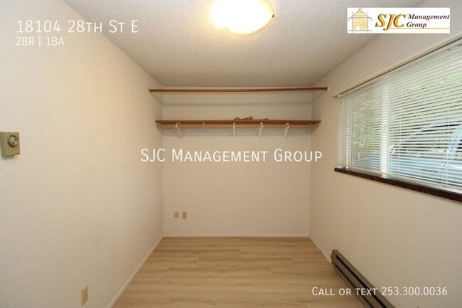 Building Photo - Two Bedroom for Rent on Driftwood Point, L...