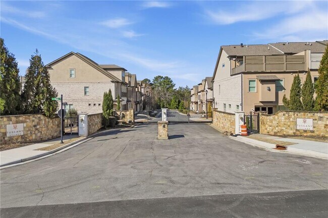 Building Photo - 110 Via Roma