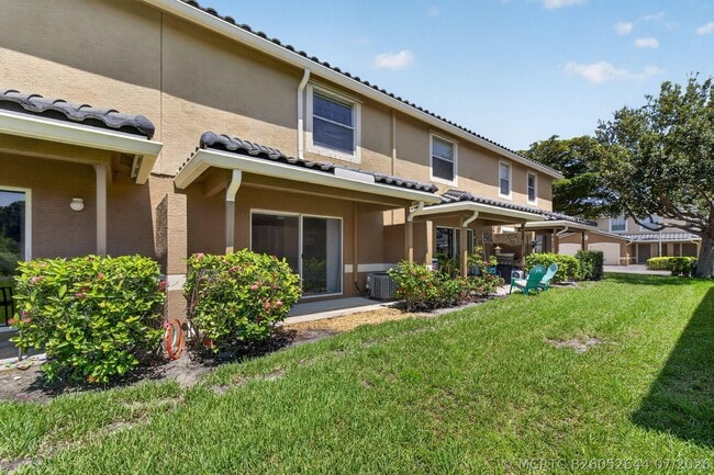Building Photo - 2786 SE Birmingham Dr