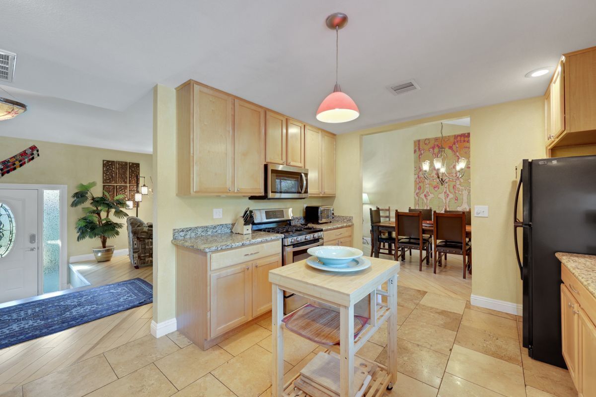 Building Photo - 5844 Buhl Ct