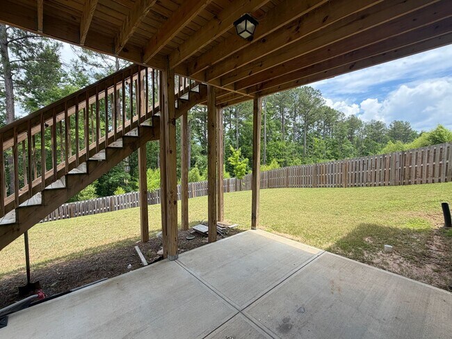 Building Photo - 3500 Hilltop Trl