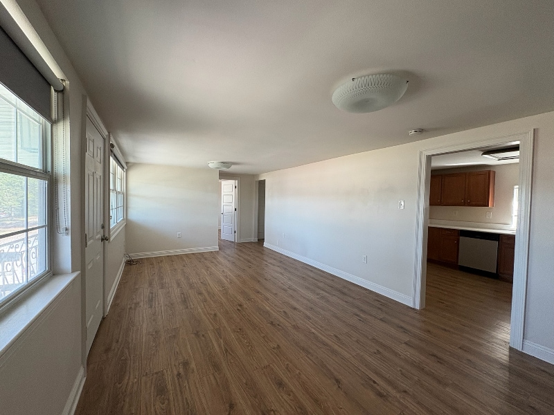 Building Photo - 420 S Anthony St