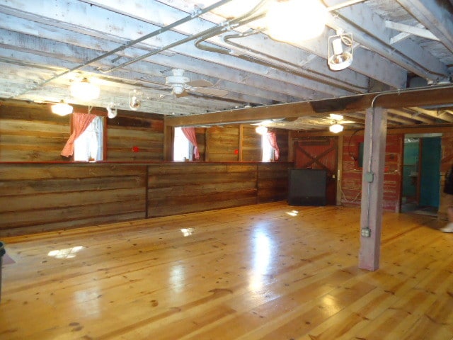 Building Photo - 15226 Creek Rd