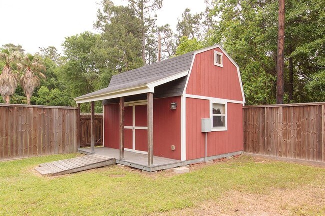 Building Photo - 26350 Easy St