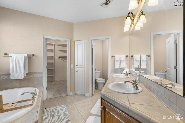 Building Photo - 4122 Candlewood Cir