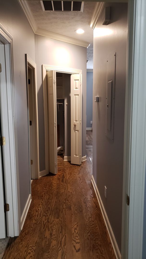 Building Photo - 3 Bedroom 2 Bathroom house in Ogletree Area!