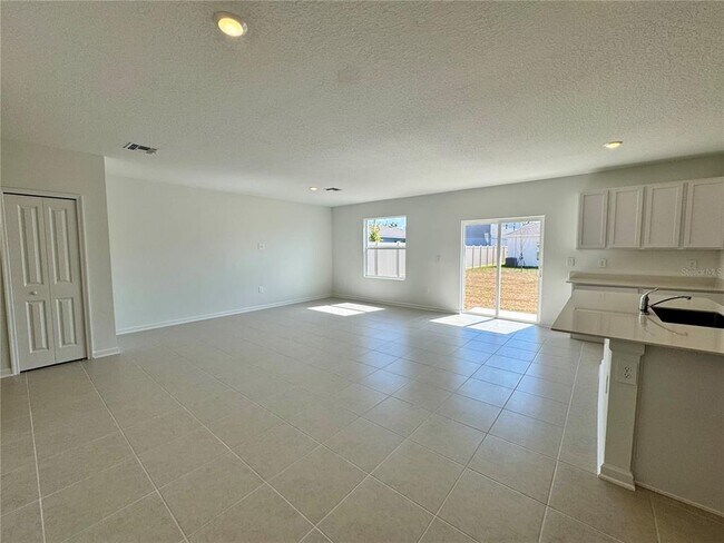 Building Photo - 405 Kayden Cv
