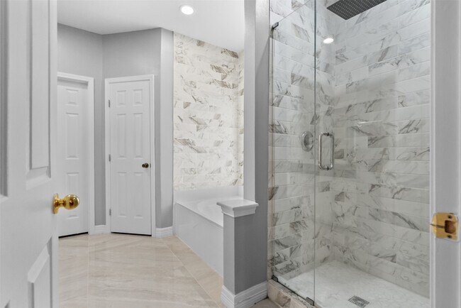 Building Photo - 3214 Brook Arbor Ln