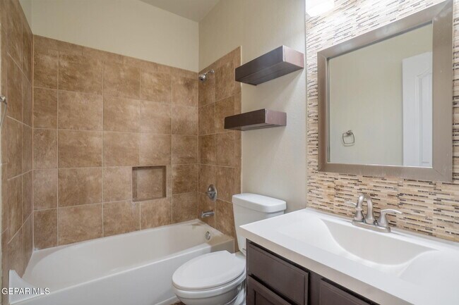 Building Photo - 12509 Twin Leaf Dr