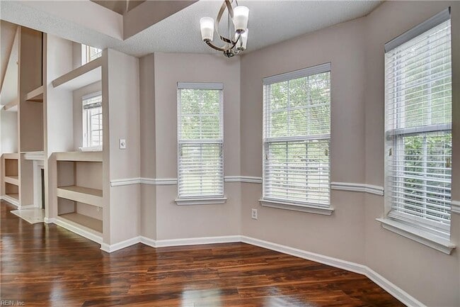 Building Photo - 2768 Mulberry Loop
