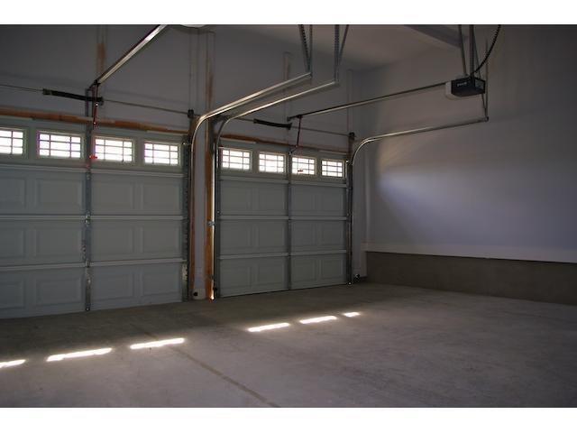 Building Photo - 2930 Grand Oaks Loop