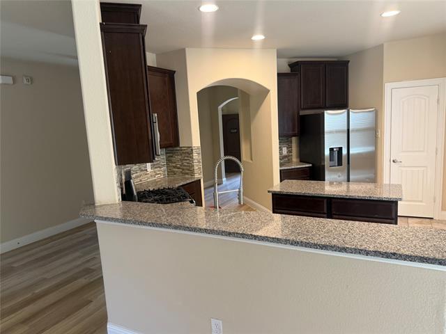 Building Photo - 15616 Leadenhall St