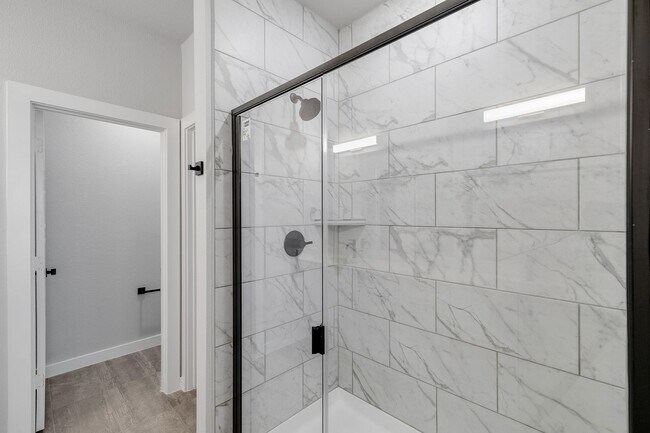 Building Photo - Discover the Best of Midlothian Living