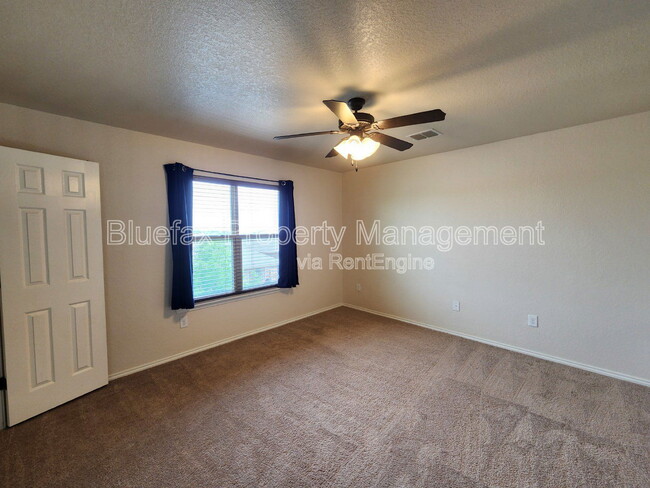Building Photo - 11423 Sea Gull Ct