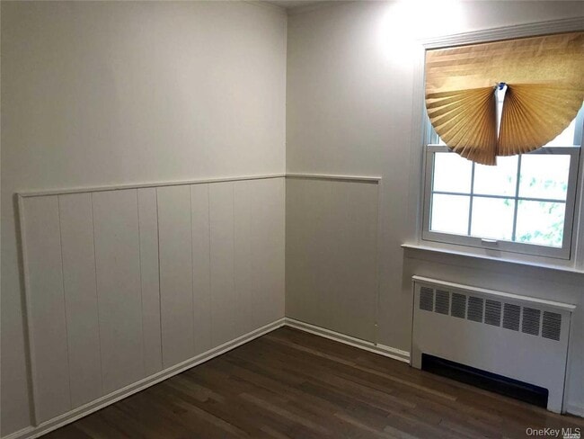 Building Photo - 563 Albemarle Pl