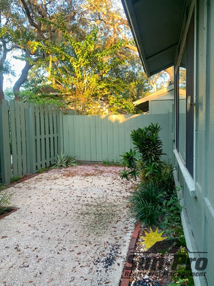 Building Photo - 136 Pine Cone Trl