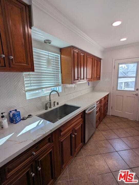 Building Photo - 508 Fernpark Dr