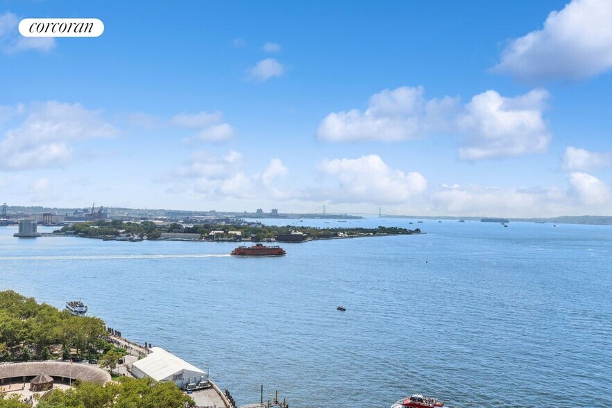 Building Photo - 10 West St