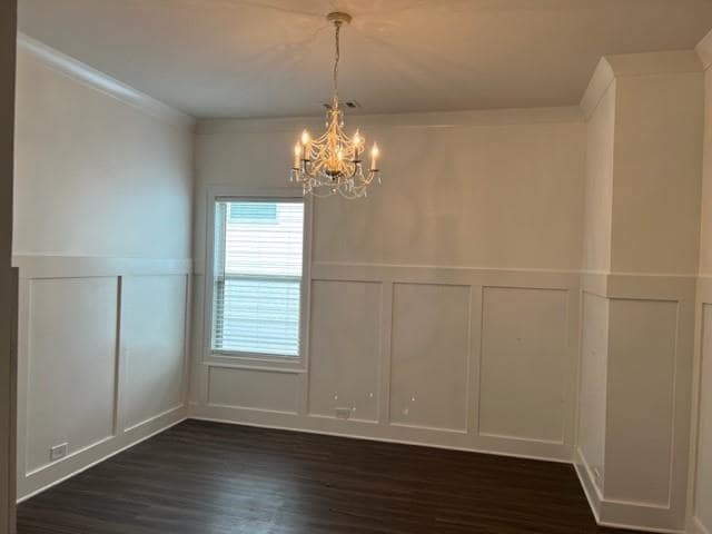 Building Photo - 229 Hickory Chase