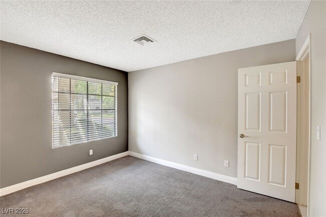 Building Photo - 4700 Nara Vista Way