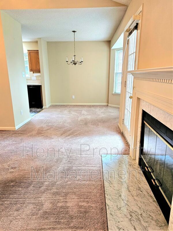 Building Photo - 109 Gremar Dr.