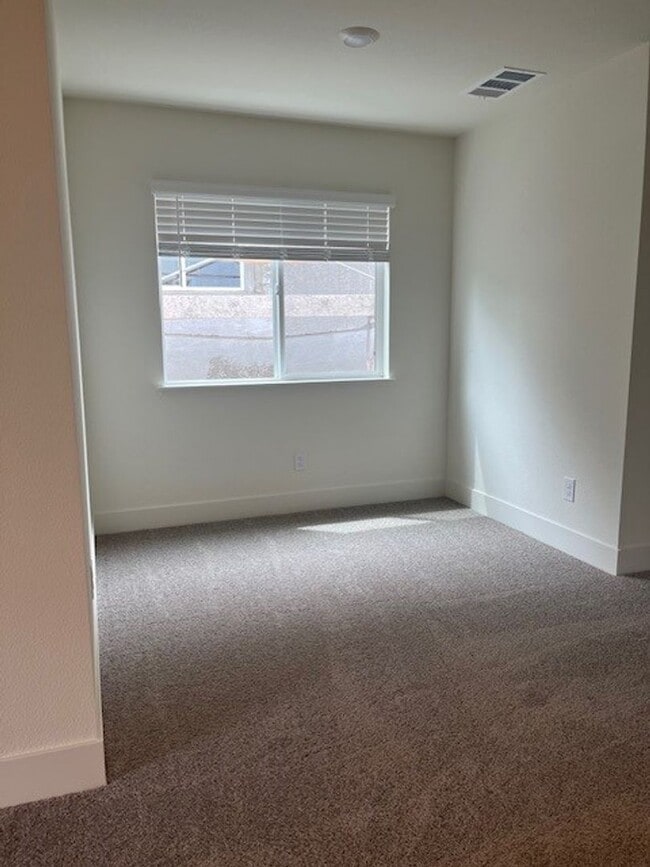 Building Photo - Welcome Home
