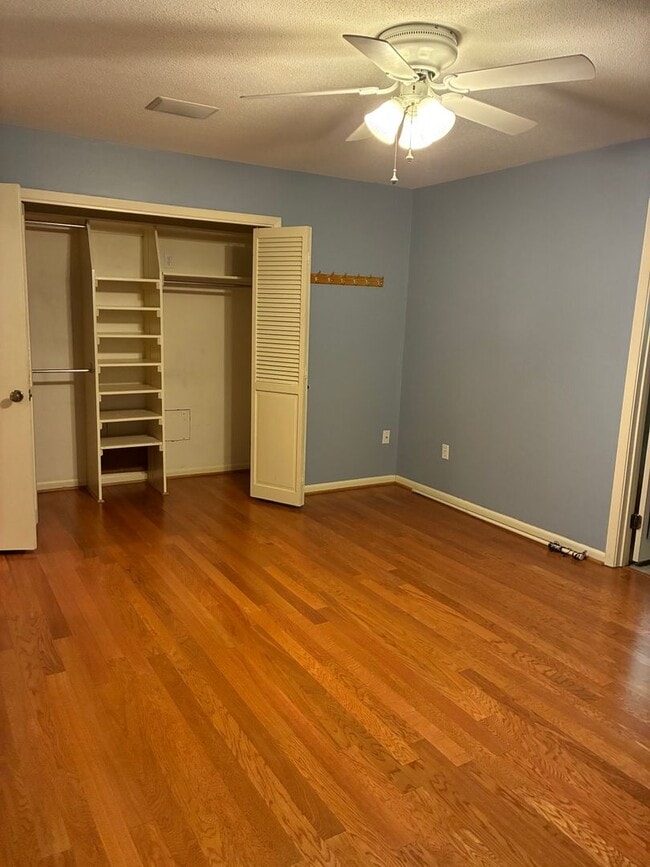 Building Photo - 19 Indian Trail