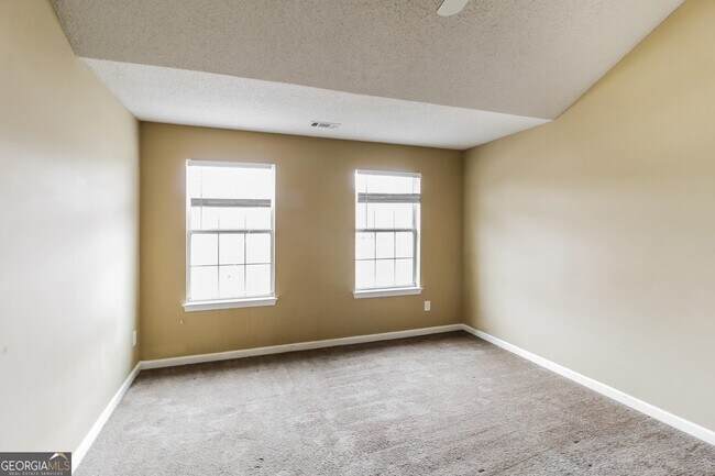Building Photo - 145 Colser Drive